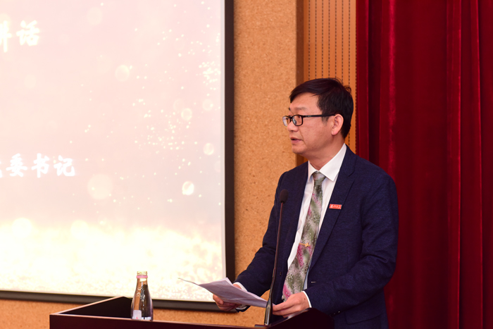新闻图片7.jpg 新闻图片7.jpg